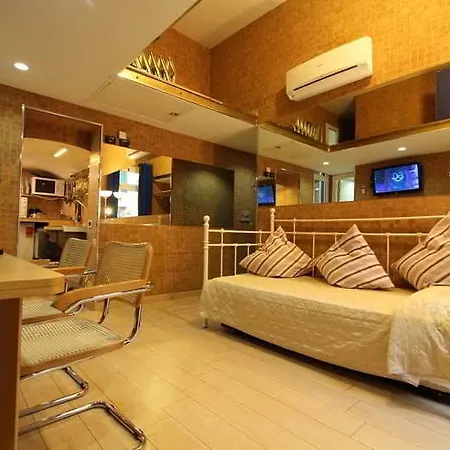 Candia 3* Roma