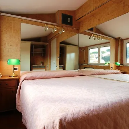 Candia 3* Róma